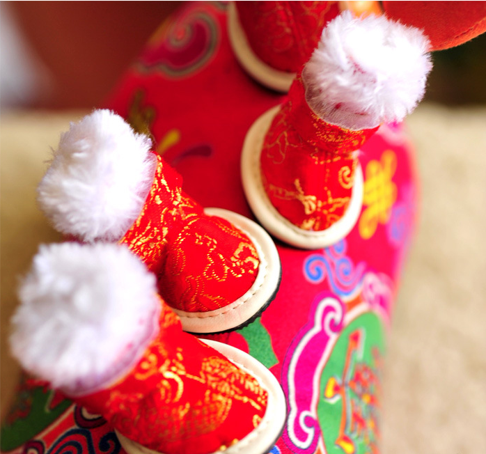 Warm Winter Pet Shoes for Dogs with Embroidery Design